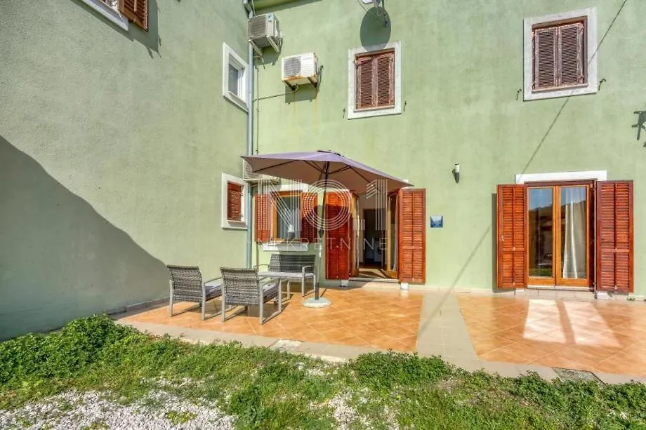 Apartment Adepto Sveti Jakov Croatia