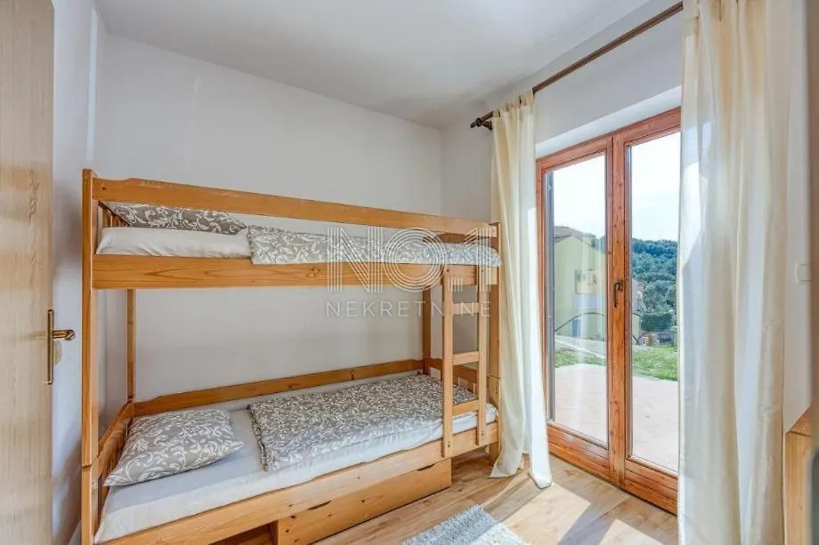 Apartment Adepto Sveti Jakov 0*,