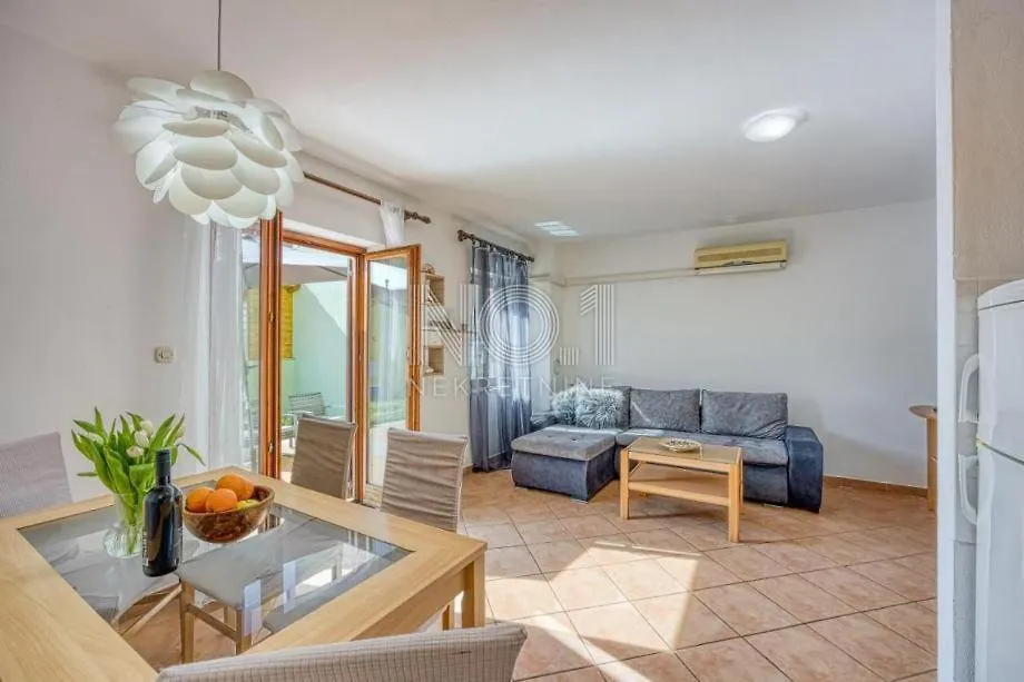 Apartment Adepto Sveti Jakov Croatia